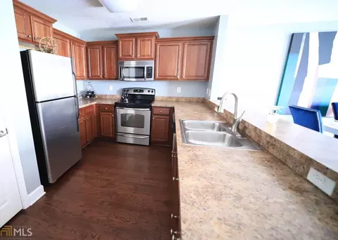 5353 Creekview Ln, Morrow, GA 30260 photo 8