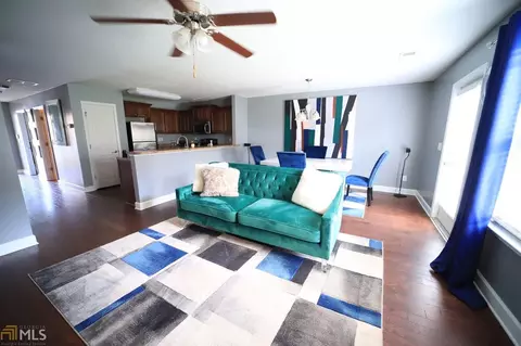 5353 Creekview Ln, Morrow, GA 30260 photo 4