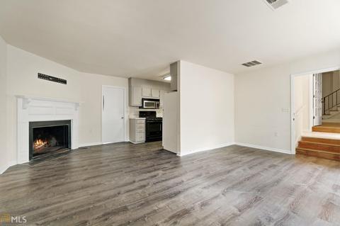 27 Woodlawn Ave, Hampton, GA 30228 photo 7