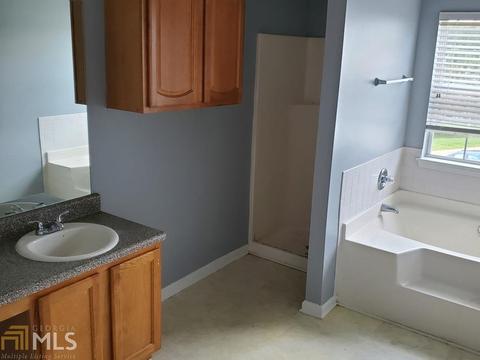 70 Capeton Sq, Covington, GA 30016 photo 9