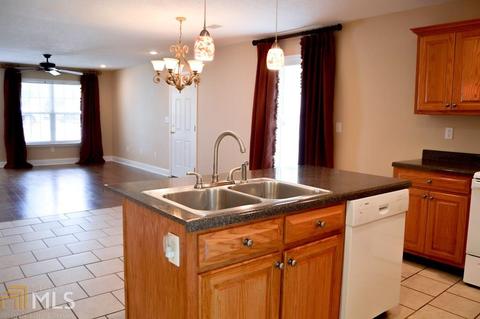 100 Shadow Pond Rd, Dublin, GA 31021 photo 4