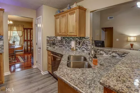 100 Lamar Ln, Covington, GA 30016 photo 12