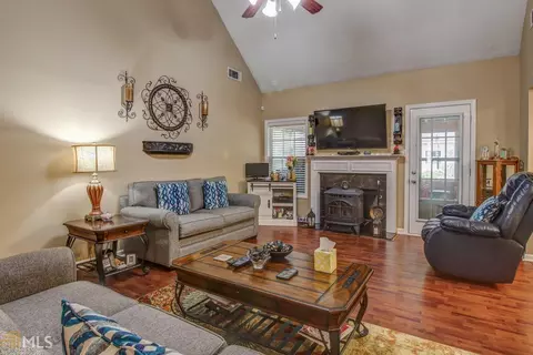 100 Lamar Ln, Covington, GA 30016 photo 6