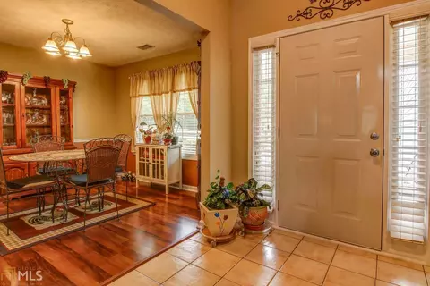 100 Lamar Ln, Covington, GA 30016 photo 2