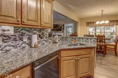 100 Lamar Ln, Covington, GA 30016 photo 16