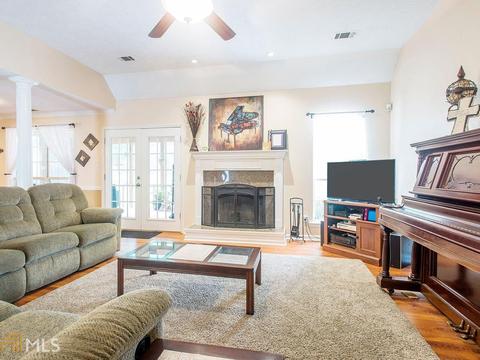 380 Wynbrook Dr, Mcdonough, GA 30253 photo 4