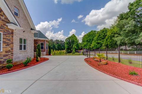 330 Richland Pkwy, Suwanee, GA 30024 photo 4