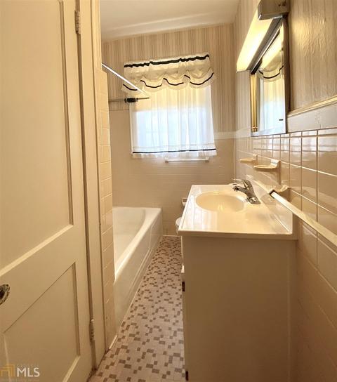 407 College Ave, Lagrange, GA 30240 photo 13