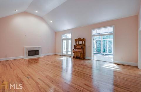 4740 Ridgegate Cir, Peachtree Corners, GA 30097 photo 9