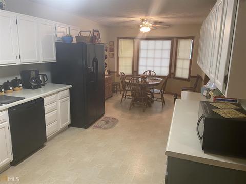 10 Oakbrook Ct, Covington, GA 30016 photo 8