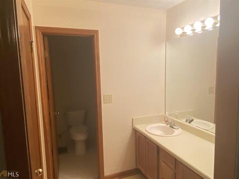 10 Oakbrook Ct, Covington, GA 30016 photo 17