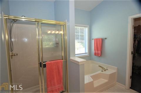 1065 Julius Dr, Suwanee, GA 30024 photo 18