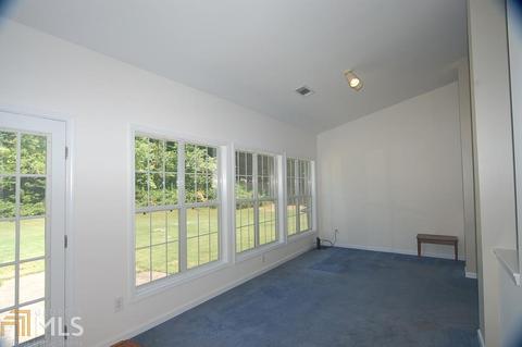 1065 Julius Dr, Suwanee, GA 30024 photo 15