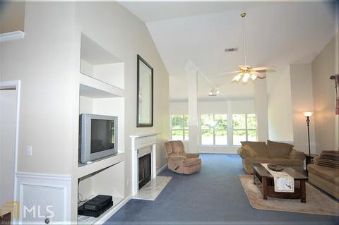 1065 Julius Dr, Suwanee, GA 30024 photo 4