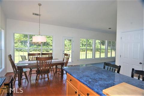 1065 Julius Dr, Suwanee, GA 30024 photo 12