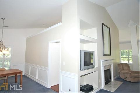 1065 Julius Dr, Suwanee, GA 30024 photo 6