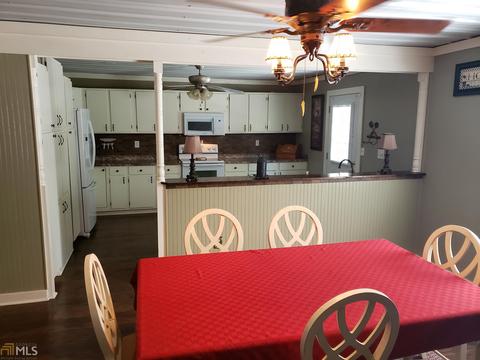 970 N Hicks Rd, Toccoa, GA 30577 photo 3