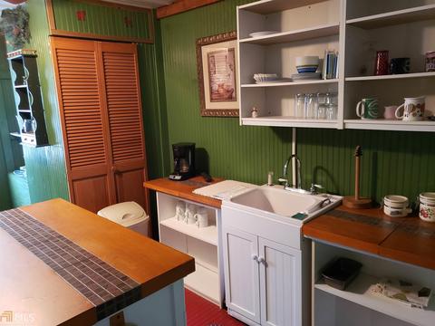 970 N Hicks Rd, Toccoa, GA 30577 photo 17