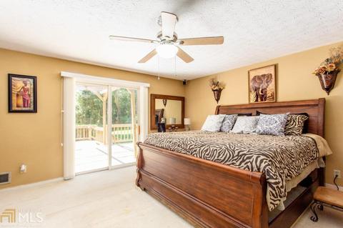 217 Hayes Ln, Rex, GA 30273 photo 13