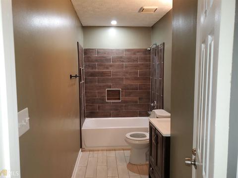 7709 Wright Cir, Jonesboro, GA 30236 photo 13