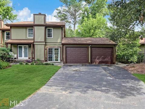 2734 Meadow Mere, Chamblee, GA 30341 photo 3
