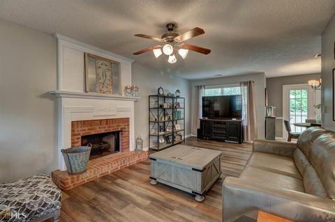 323 Peachtree Cir, Hampton, GA 30228 photo 10