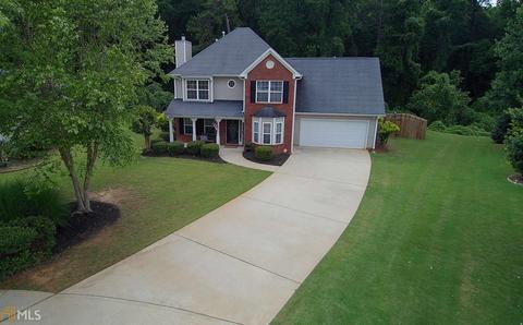 323 Peachtree Cir, Hampton, GA 30228 photo 4