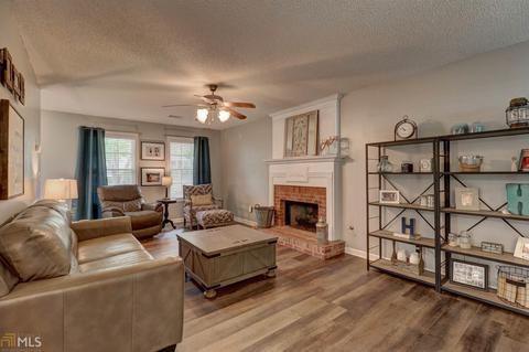323 Peachtree Cir, Hampton, GA 30228 photo 7