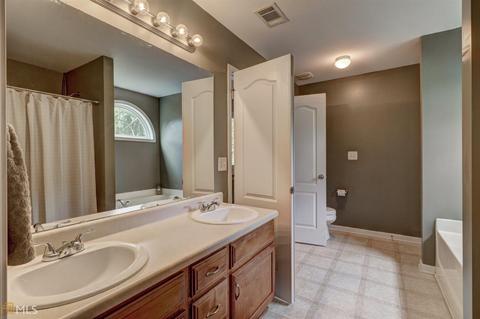323 Peachtree Cir, Hampton, GA 30228 photo 32