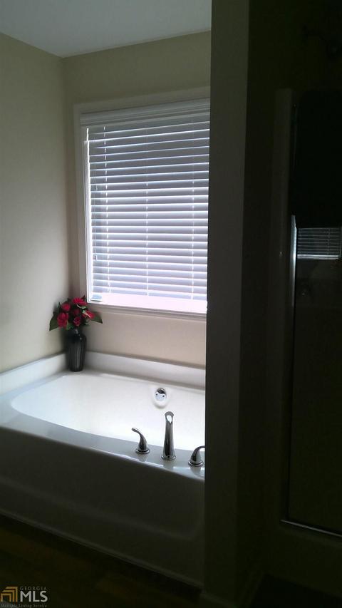 1055 Sutherland Dr, Winder, GA 30680 photo 14