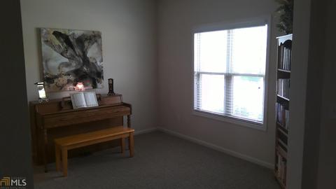 1055 Sutherland Dr, Winder, GA 30680 photo 5