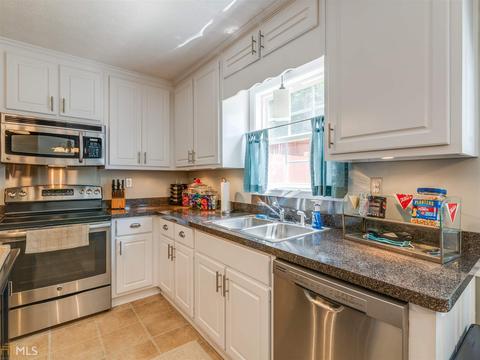 90 Coldwater Dr, Covington, GA 30016 photo 13