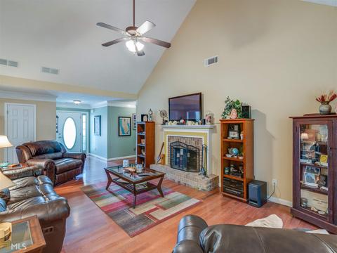 90 Coldwater Dr, Covington, GA 30016 photo 4
