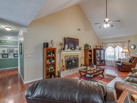 90 Coldwater Dr, Covington, GA 30016 photo 3