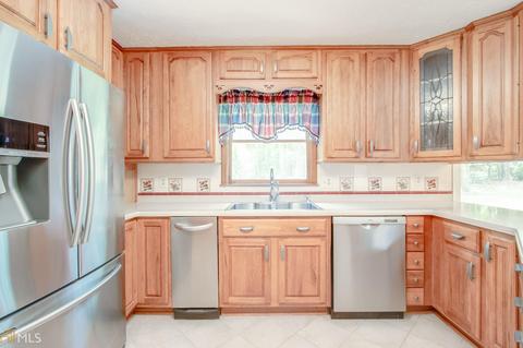 110 Williamson Dr, Williamson, GA 30292 photo 17