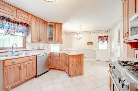 110 Williamson Dr, Williamson, GA 30292 photo 16