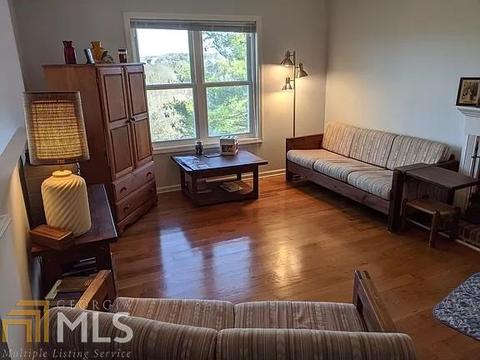 3222 Windgate Dr, Buford, GA 30519 photo 4
