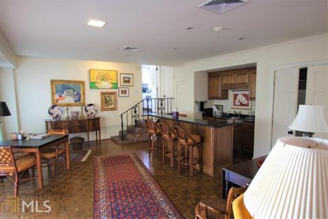 211 E Line St, Calhoun, GA 30701 photo 4