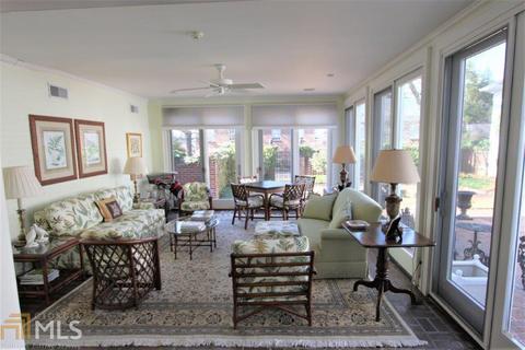 211 E Line St, Calhoun, GA 30701 photo 3