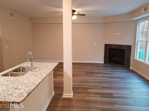 1041 Valley Rock Dr, Lithonia, GA 30058 photo 10
