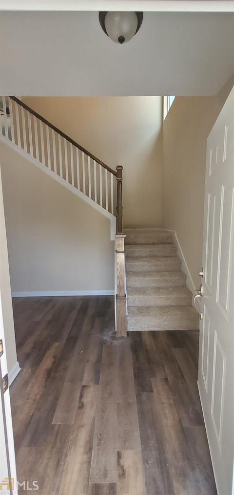 1041 Valley Rock Dr, Lithonia, GA 30058 photo 6