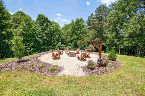 601 Deer Track Rd, Cornelia, GA 30531 photo 2