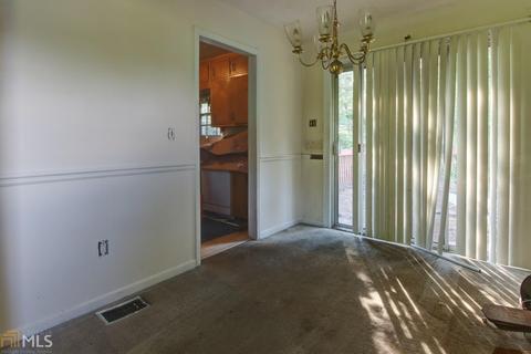 6672 Cambridge Dr, Rex, GA 30273 photo 7