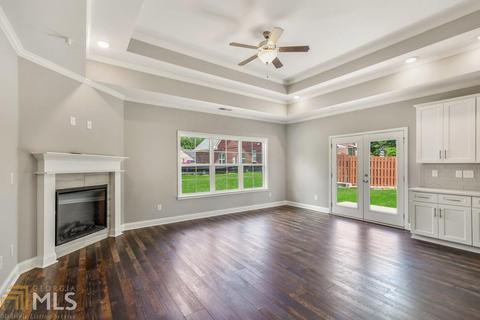 9128 Leverett Cir, Covington, GA 30014 photo 8