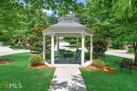 9128 Leverett Cir, Covington, GA 30014 photo 4