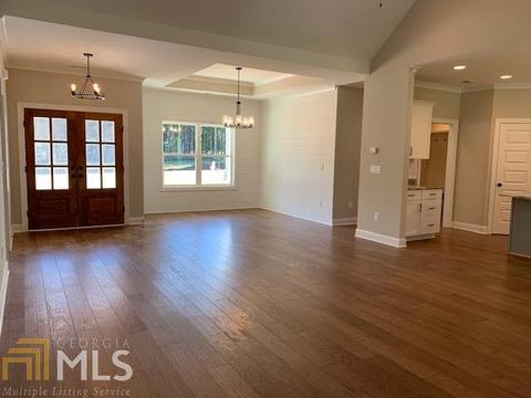61 Walnut Ln, Williamson, GA 30292 photo 3
