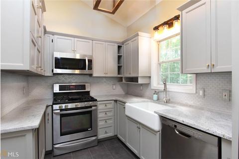 1217 N Hampton Dr, Hampton, GA 30228 photo 6