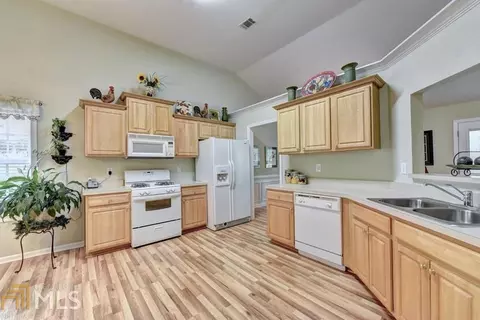1998 Commonwealth Way, Grayson, GA 30017 photo 11
