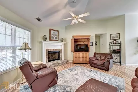 1998 Commonwealth Way, Grayson, GA 30017 photo 6