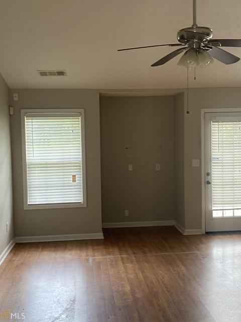 190 Hugh Dr, Covington, GA 30016 photo 4